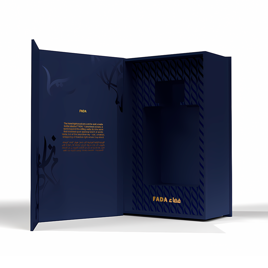 Embalagem perfume Fada Mawwal Arabia 100ml — caixa azul com caligrafia árabe dourada